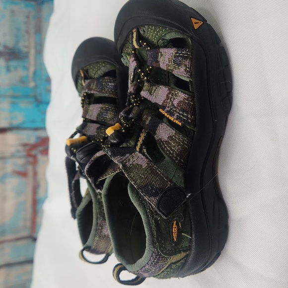 Keen Kids Camo Sandals - Picture 4 of 6